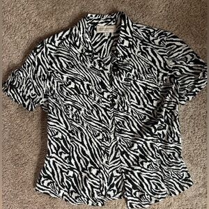 Jones New York Button Up Shirt Short Slvs Zebra Print Black White size PM
